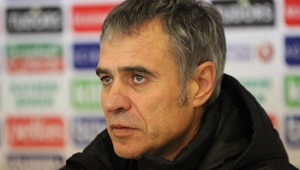 Ersun Yanal'dan taraftara mesaj