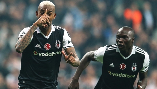 Anderson Talisca, Beşiktaş - Adanaspor maçına damga vurdu