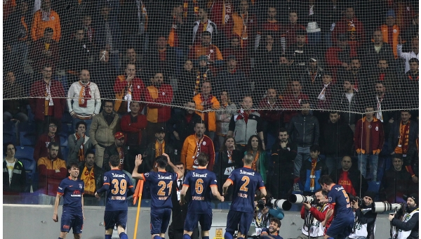 Galatasaray taraftarları çileden çıktı