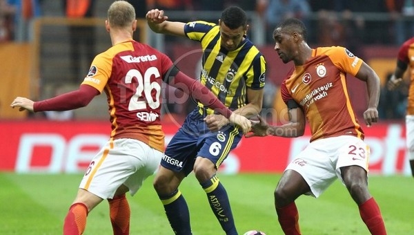 Galatasaray'dan derbide forma sürprizi