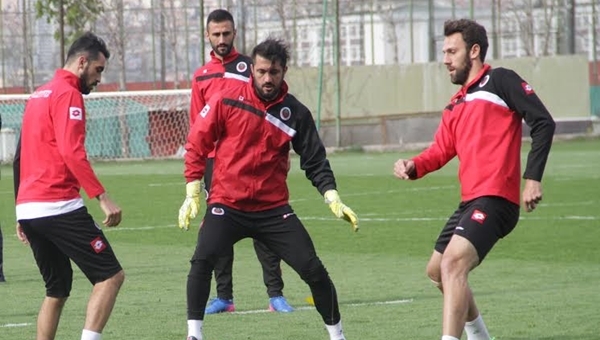 Gençlerbirliği'nin Antalyaspor maçı idmanında 3 eksik