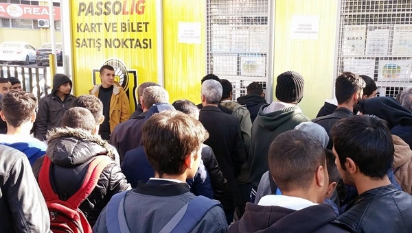 Göztepe maçı biletlerine yoğun ilgi
