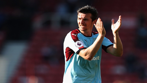 Joey Barton 18 ay futboldan men cezası aldı