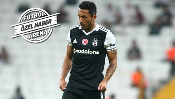 Lyon maçı öncesi Beşiktaş'a Adriano müjdesi