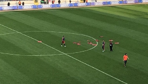 Mersin İdmanyurdu futbolcularından görülmemiş protesto