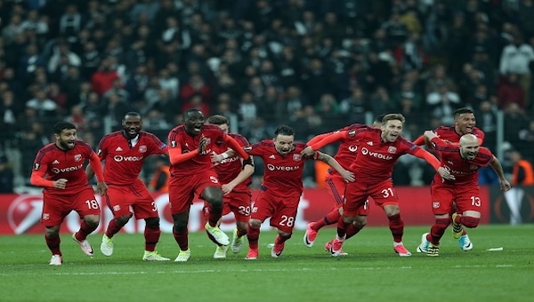 Olimpik Lyon'dan Beşiktaş'a gönderme!