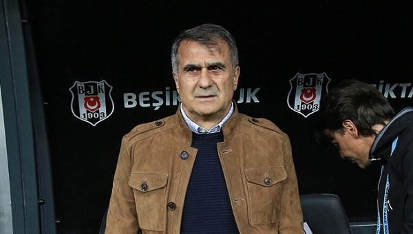 Şenol Güneş'ten Adanaspor maçı sonrası mesaj: 'Oyunu bırakanlar vardı'