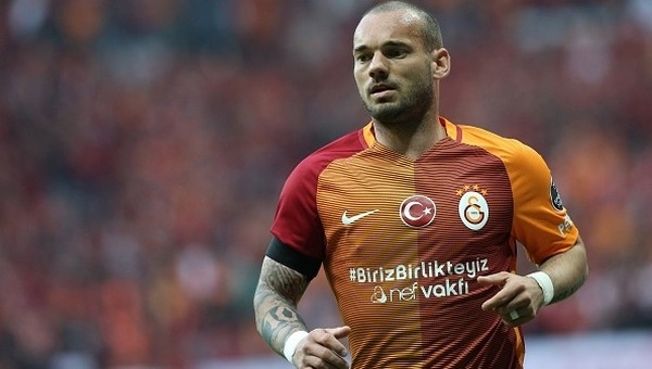 Wesley Sneijder büyük maçlarda yok!