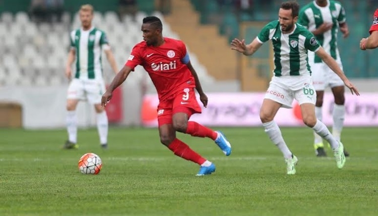 Antalyaspor'da Samuel Eto'o Tita'nın peşinde!