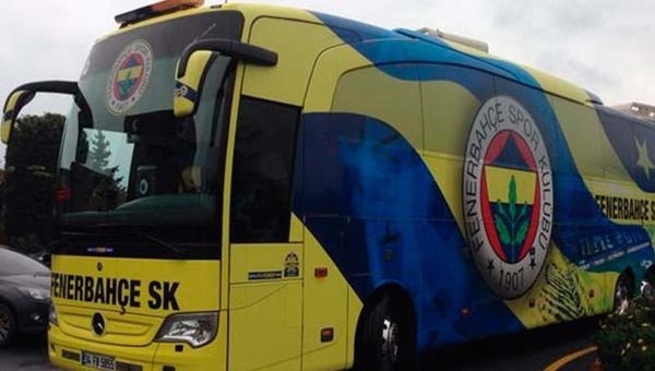 Beşiktaş - Fenerbahçe derbisi sonrası otobüs krizi