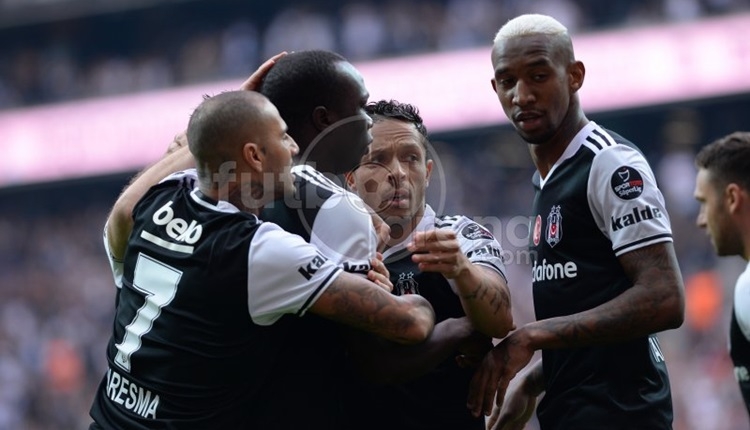 Beşiktaşlı Talisca'nın Kasımpaşa'ya attığı şık gol