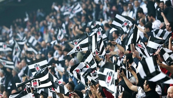 Beşiktaş'ta derbi biletleri 10 dakikada tükendi!