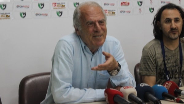 Eskişehirspor'da Mustafa Denizli'den penaltı itirafı
