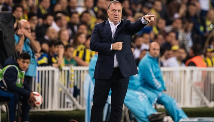 Fenerbahçe'de Dick Advocaat sezon sonunu görecek mi?