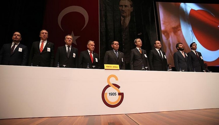 Galatasaray'da olağanüstü seçim için kaç imza kaldı?