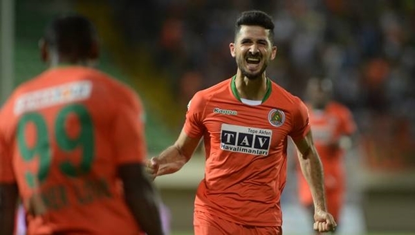 Alanyasporlu Emre Akbaba için Valencia transfer iddiası