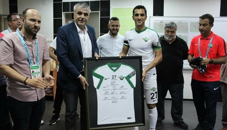 Akhisar Belediyesporlu Custodio futbolu bıraktı! Yeni işi...