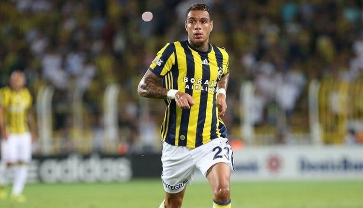 Fenerbahçe'de Aykut Kocama'dan Van Der Wiel kararı