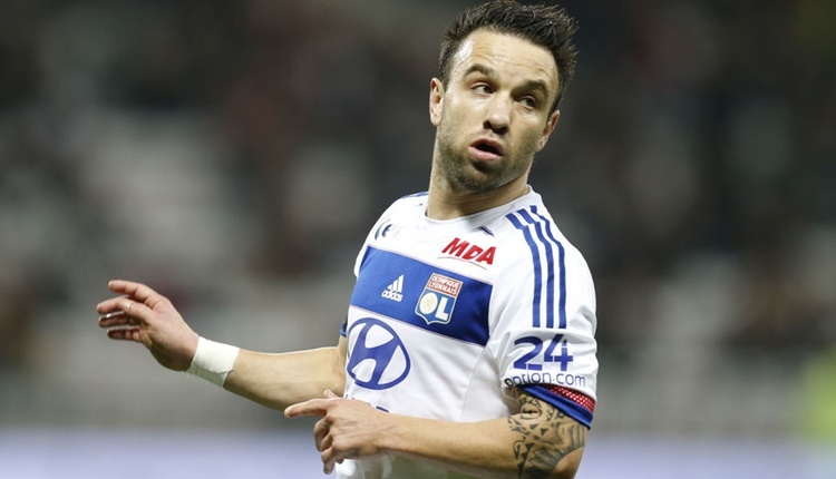 Fenerbahçe'de transferde Valbuena'dan heyecanlandıran paylaşım