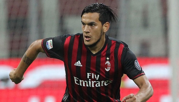 Fenerbahçe'ye transferde Milan'dan Gustavo Gomez önerisi