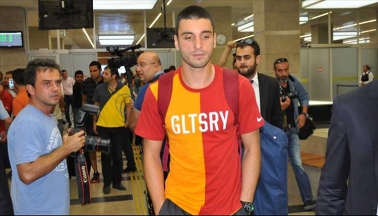 Galatasaray'da Cenk Gönen'e 2 transfer teklifi