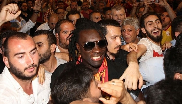 Galatasaray'da Gomis'in tercümanı araca binemedi