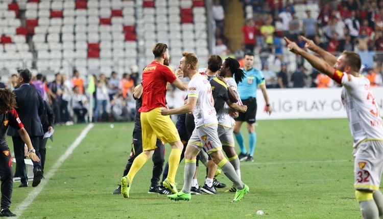 Göztepe, İzmir'in Süper Lig hasretine son verdi