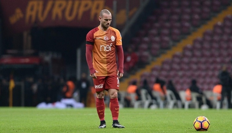 Galatasaray'da Sneijder'in menajerinden son dakika transfer açıklaması