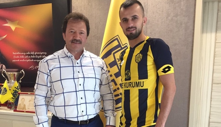 Ankaragücü İlhan Parlak ve Nduka'yı transfer etti