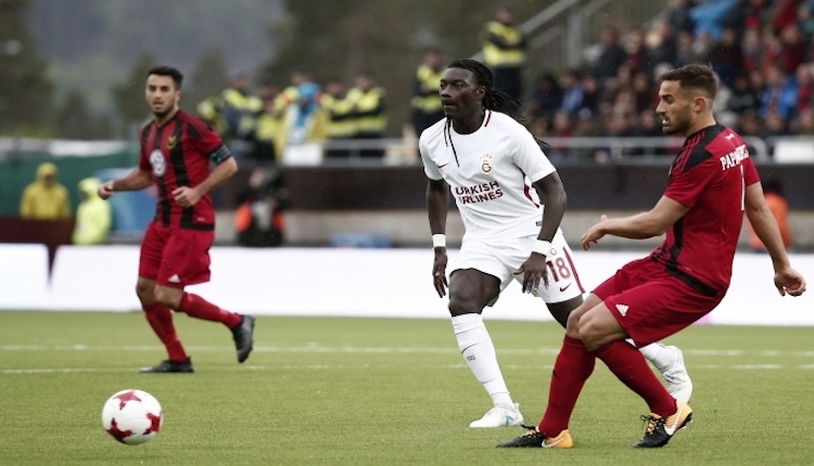 Galatasaray'da Gomis taraftarlardan destek istedi