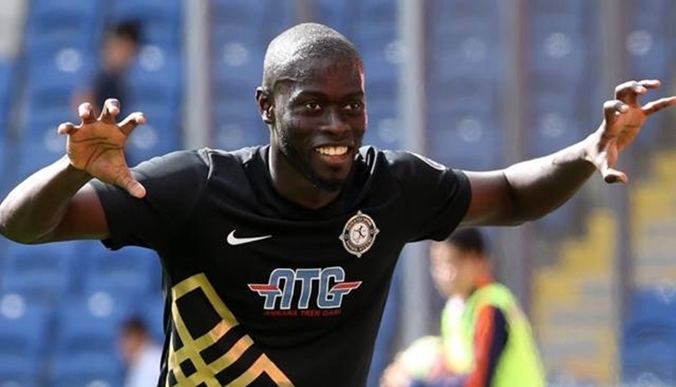 Galatasaray'ın yeni transferi Badou Ndiaye İstanbul'da