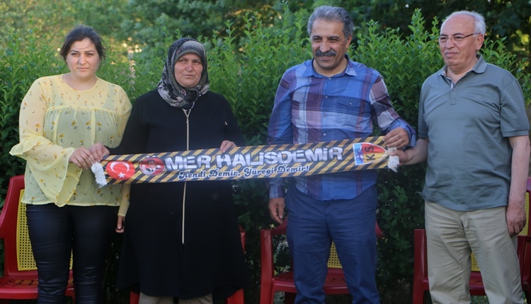 Kayserispor aşığı Gülyas teyze