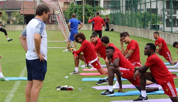 Yeni Malatyaspor'da 3 futbolcuyla yollar ayrıldı