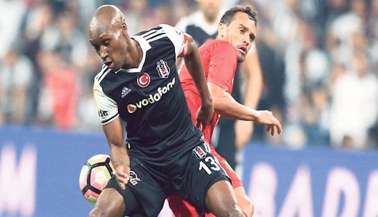 Beşiktaş'ta Kasımpaşa maçı öncesi Atiba şoku