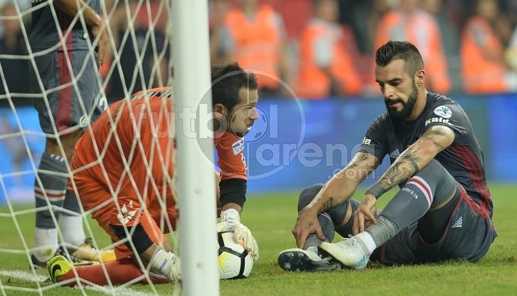 Beşiktaş'ta Negredo'nun Konyaspor maçında kaçırdığı fırsat