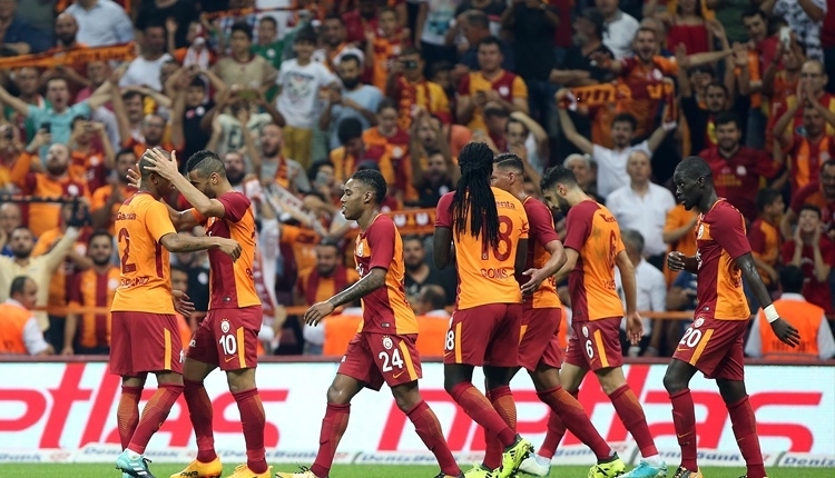 Galatasaray'a eski futbolcusundan defans eleştirisi