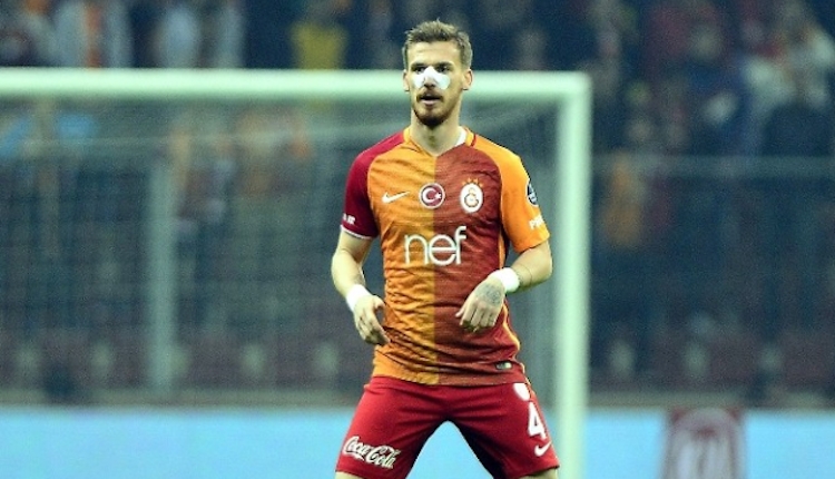 Galatasaray'da Serdar Aziz zeminin mağduru oldu