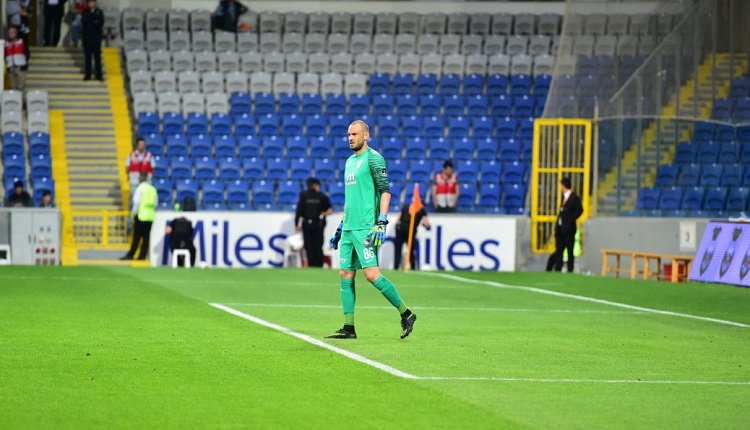 Başakşehir'de Ufuk Ceylan ve Musa Muhammed ile yollar ayrıldı