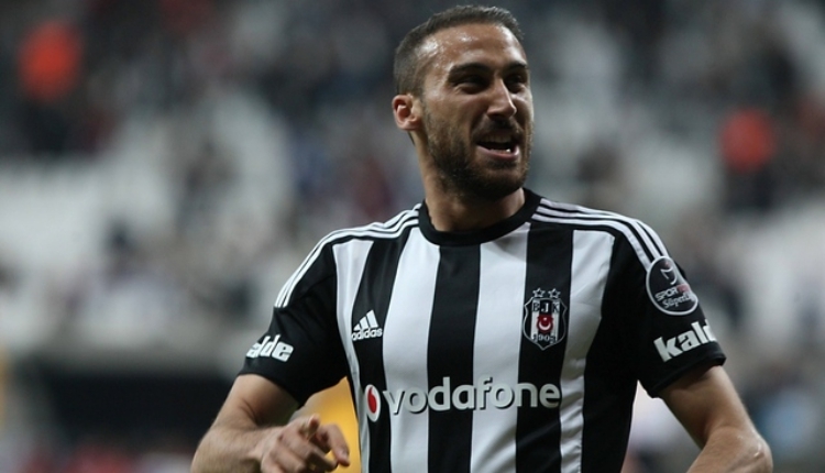 Beşikaş'ta Cenk Tosun, Fenerbahçe karşısında bir ilki kovalayacak