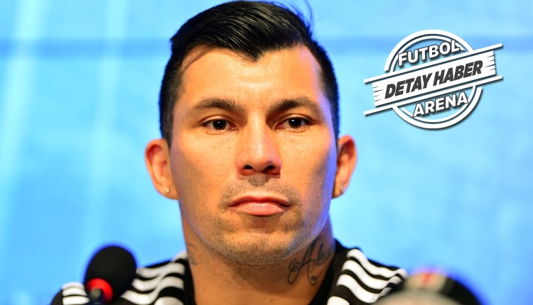 Beşiktaş'ta Gary Medel kariyerinde ilk kez...