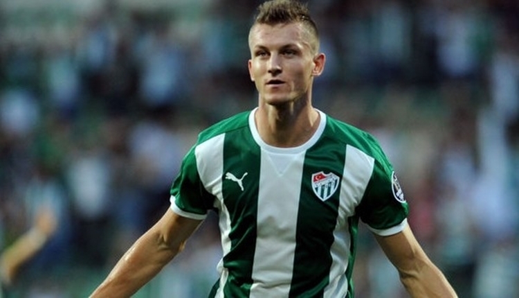 Bursaspor Tomas Necid'i kiralık yolladı