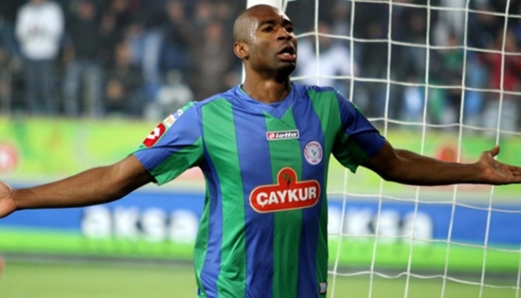 Çaykur Rizespor'da Leonard Kweuke'nin kafası rahatladı