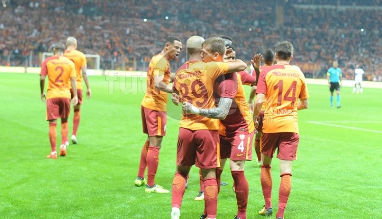 Galatasaray'da Feghouli'den Karabükspor maçında %100 isabet!