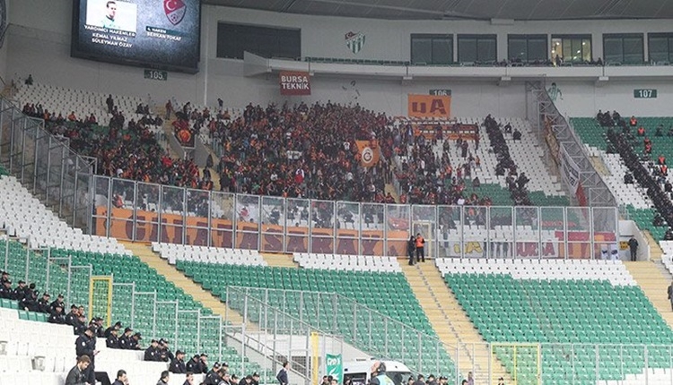 Galatasaraylı taraftarlar didik didik aranıyor