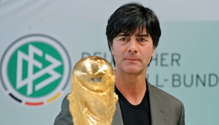 Joachim Löw'den Nazi tezahüratlarına sert tepki