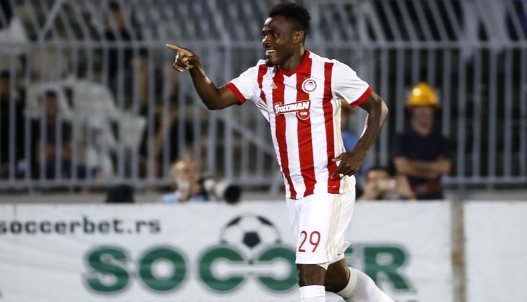 Olympiakos, Emenike'nin golleriyle kazandı (İZLE)