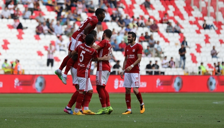 Sivasspor 3-0 Buğsaşspor maç özeti ve golleri (İZLE)