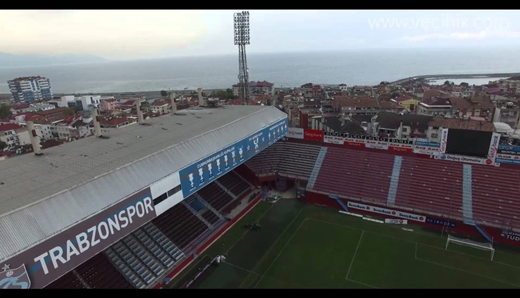 Trabzonspor'un eski stadı Hüseyin Avni Aker yıkılıyor.