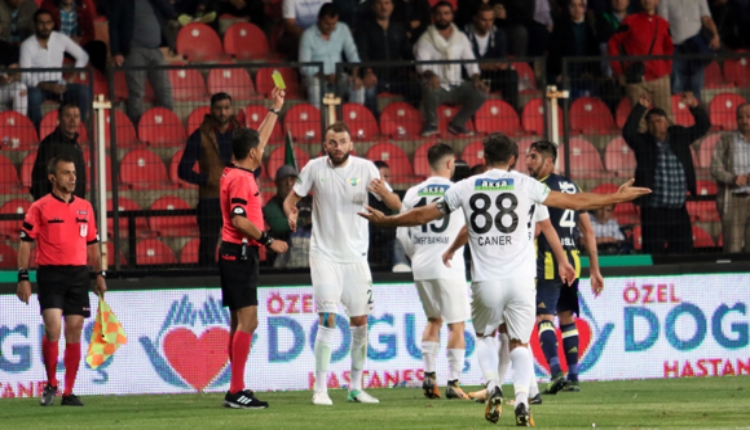 Akhisarspor'da Okan Buruk'dan kart alarmı