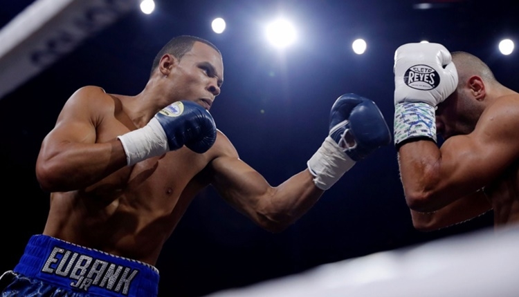 Avni Yıldırım, Chris Eubank'a nakavt oldu